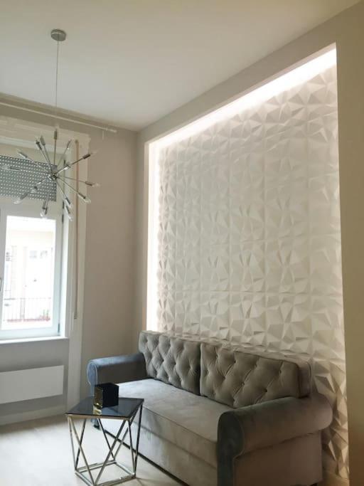 Stylish Apartment Near The River Budapest Extérieur photo